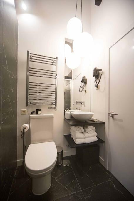 Premium Piso Loft De 3 Habitaciones En Centro Historico Madrid Exterior photo