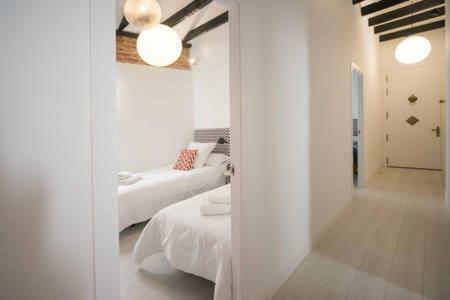 Premium Piso Loft De 3 Habitaciones En Centro Historico Madrid Exterior photo